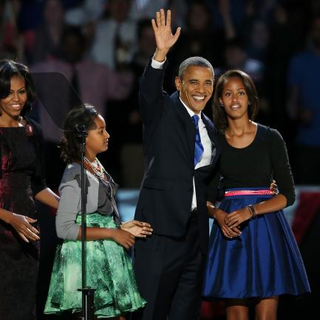 Illustration for article titled Watch: Obamas Celebrate 23 Years of Marriage
